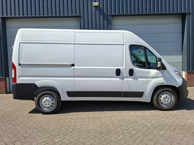 Opel Movano elektrisch ongebruikt! - Furgon, Elektrická dodávka: obrázek 4 Opel Movano elektrisch ongebruikt! - Furgon, Elektrická dodávka: obrázek 4