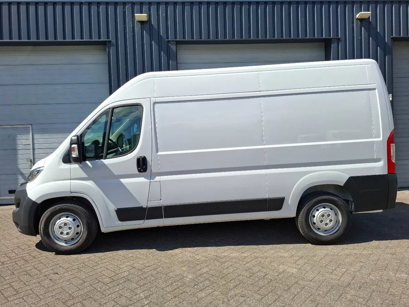 Opel Movano elektrisch ongebruikt! - Furgon, Elektrická dodávka: obrázek 3 Opel Movano elektrisch ongebruikt! - Furgon, Elektrická dodávka: obrázek 3