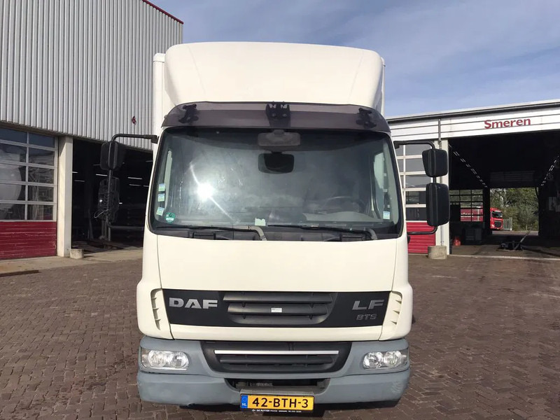 DAF LF 45 12.220 EURO 5 EEV - Skříňový nákladní auto: obrázek 2 DAF LF 45 12.220 EURO 5 EEV - Skříňový nákladní auto: obrázek 2