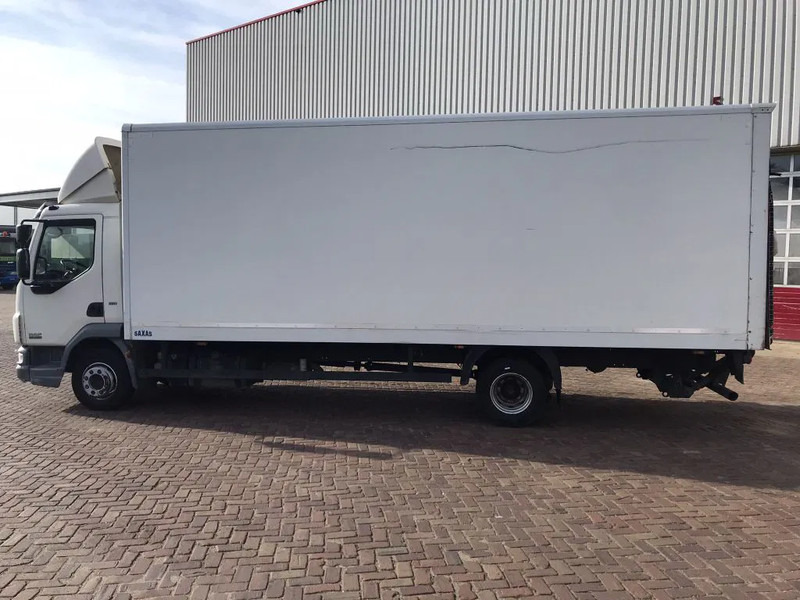 DAF LF 45 12.220 EURO 5 EEV - Skříňový nákladní auto: obrázek 4 DAF LF 45 12.220 EURO 5 EEV - Skříňový nákladní auto: obrázek 4