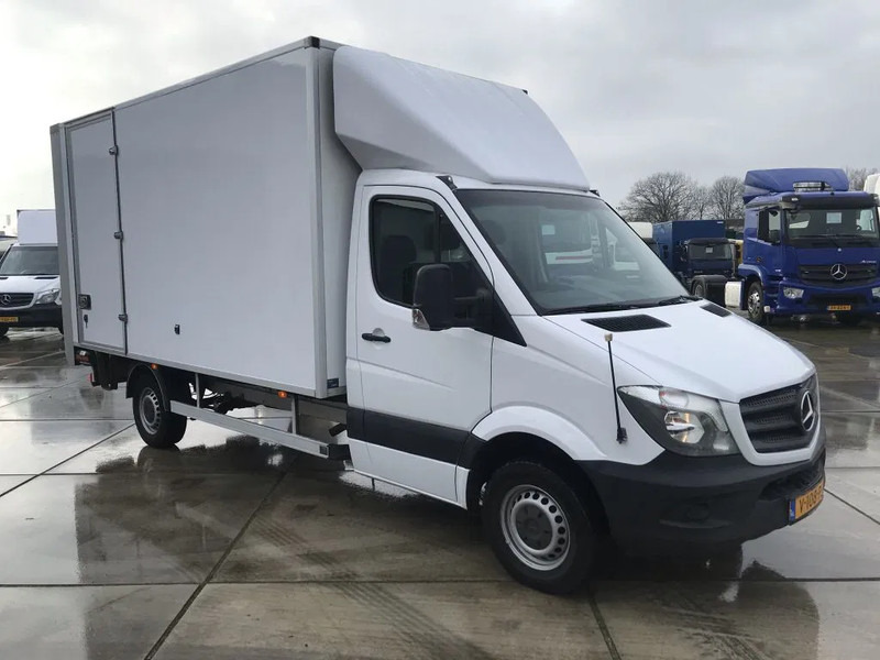 Mercedes-Benz Sprinter 314 CDI meubelbak met laadklep - Furgon: obrázek 3 Mercedes-Benz Sprinter 314 CDI meubelbak met laadklep - Furgon: obrázek 3