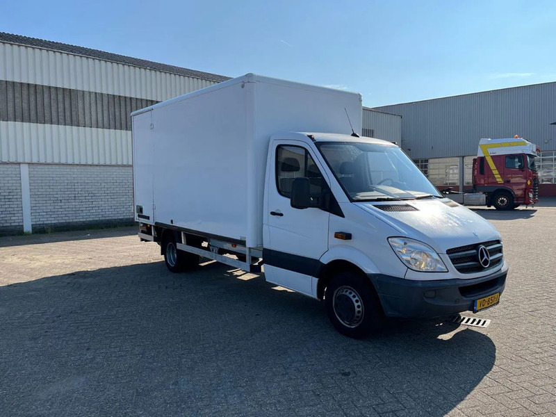 Mercedes-Benz Sprinter 513 2.2 CDI - Dodávka skřín, Dodávka s dvojitou kabinou: obrázek 5 Mercedes-Benz Sprinter 513 2.2 CDI - Dodávka skřín, Dodávka s dvojitou kabinou: obrázek 5