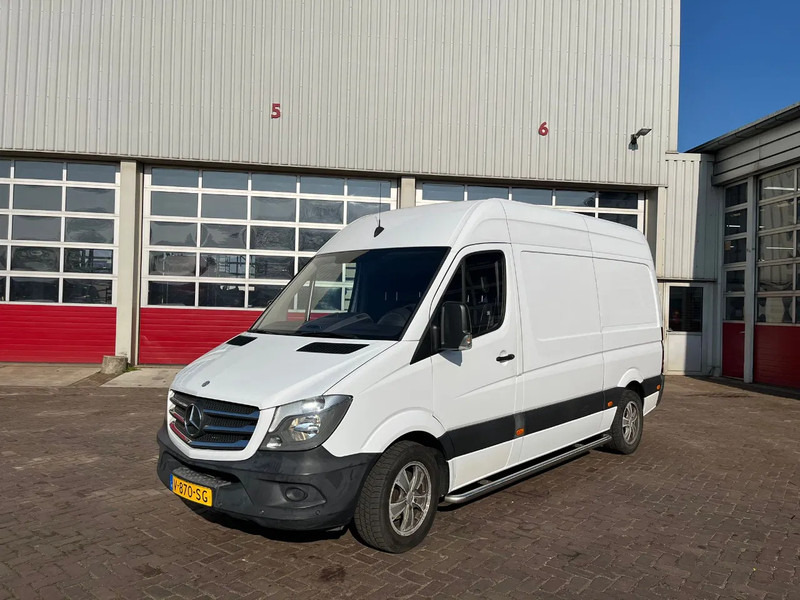 Mercedes-Benz Sprinter L2H2 - Furgon: obrázek 4 Mercedes-Benz Sprinter L2H2 - Furgon: obrázek 4