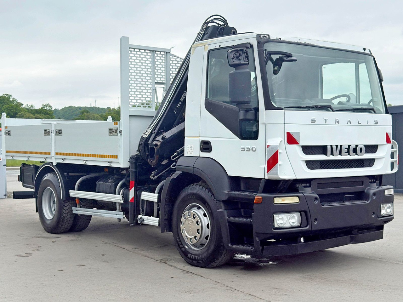 Iveco STRALIS 330 *HIAB 144 BS-3 HIDUO* TOPZUSTAND - Auto s hydraulickou rukou: obrázek 3 Iveco STRALIS 330 *HIAB 144 BS-3 HIDUO* TOPZUSTAND - Auto s hydraulickou rukou: obrázek 3