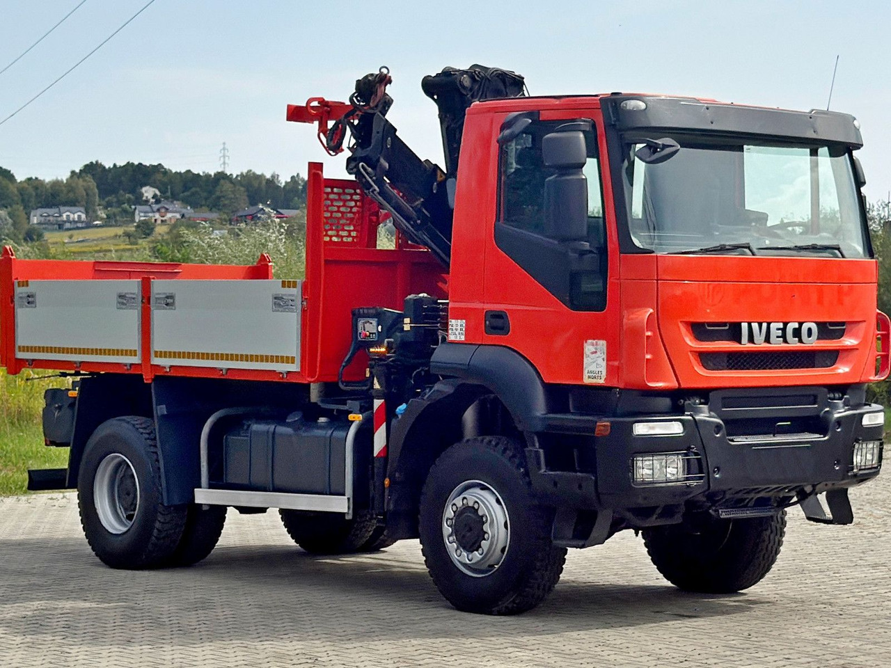 Iveco TRAKKER 190T36 * HIAB 111 ES-2 HIDUO * 4x4 * TOP - Sklápěč, Auto s hydraulickou rukou: obrázek 4 Iveco TRAKKER 190T36 * HIAB 111 ES-2 HIDUO * 4x4 * TOP - Sklápěč, Auto s hydraulickou rukou: obrázek 4