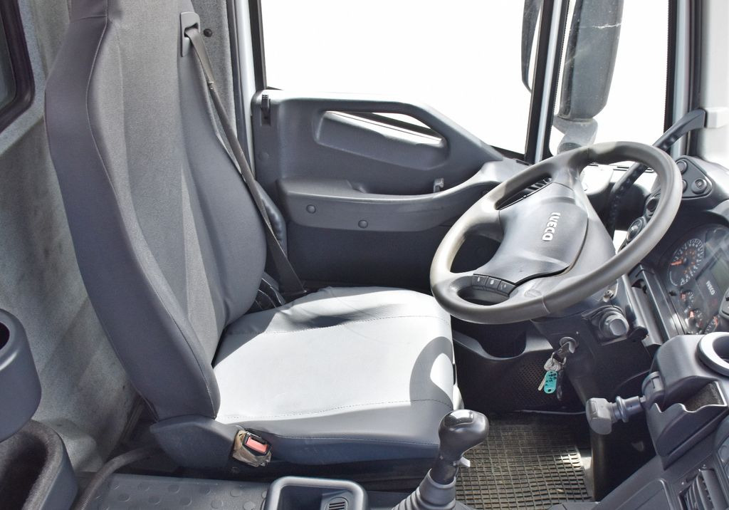 Auto s hydraulickou rukou, Sklápěč Iveco TRAKKER 360 * Kipper 5,60m* KRAN /FUNK * 6x4 Iveco TRAKKER 360 * Kipper 5,60m* KRAN /FUNK * 6x4: obrázek 12