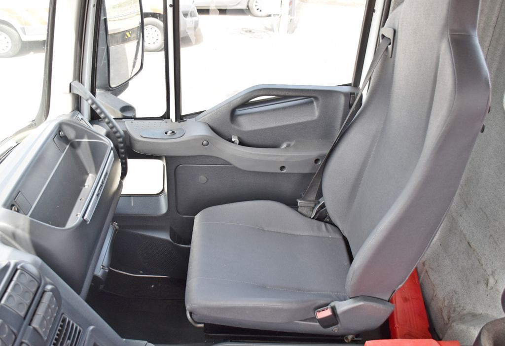 Auto s hydraulickou rukou, Sklápěč Iveco TRAKKER 360 * Kipper 5,60m* KRAN /FUNK * 6x4 Iveco TRAKKER 360 * Kipper 5,60m* KRAN /FUNK * 6x4: obrázek 10