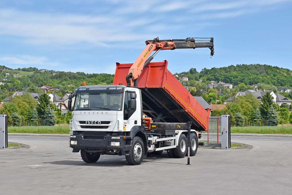 Iveco TRAKKER 360 * Kipper 5,60m* KRAN /FUNK * 6x4 - Auto s hydraulickou rukou, Sklápěč: obrázek 2 Iveco TRAKKER 360 * Kipper 5,60m* KRAN /FUNK * 6x4 - Auto s hydraulickou rukou, Sklápěč: obrázek 2