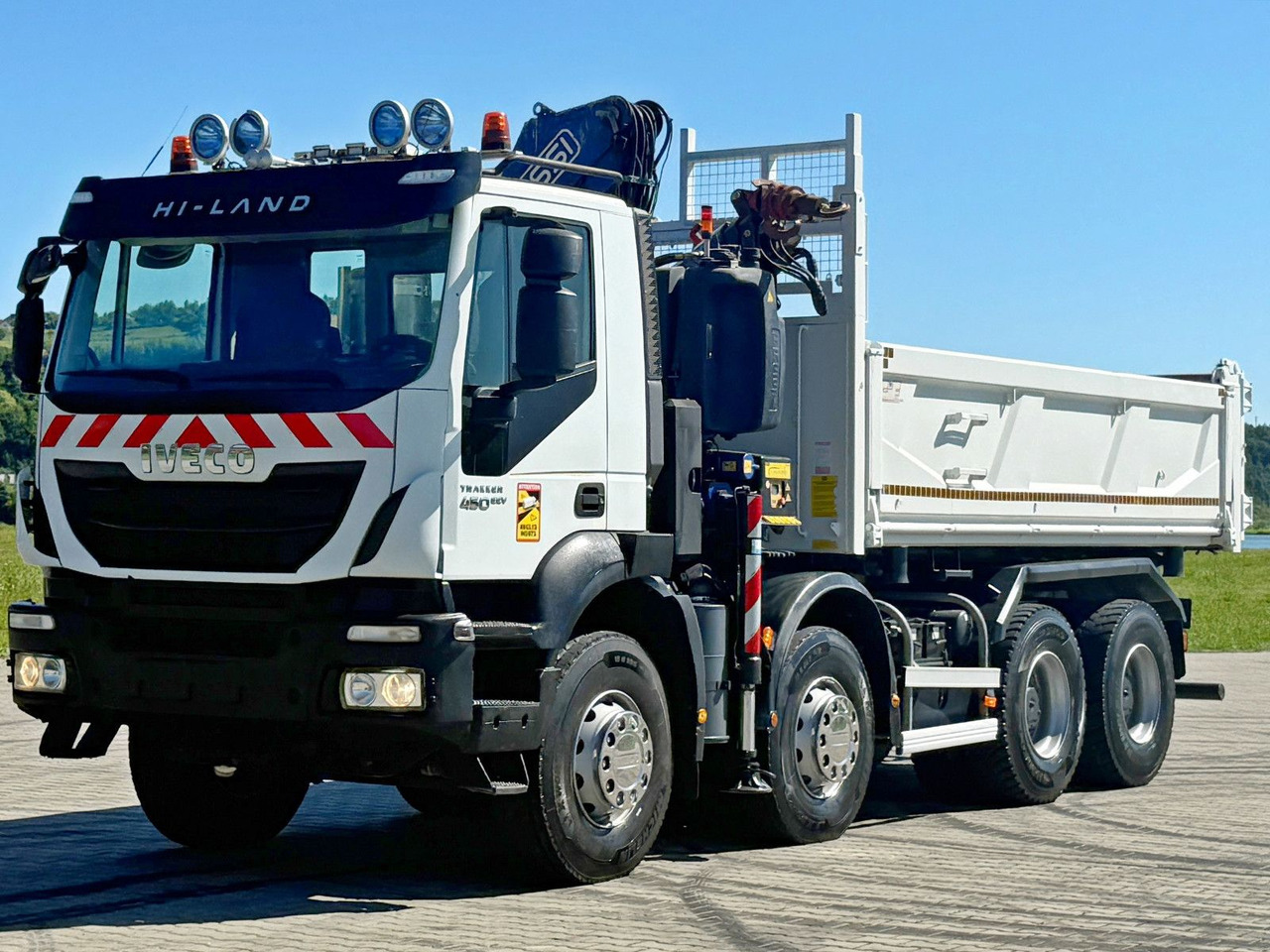 Iveco TRAKKER 450 * FASSI F215A.0.22 + FUNK / 8x4 *TOP - Auto s hydraulickou rukou: obrázek 5 Iveco TRAKKER 450 * FASSI F215A.0.22 + FUNK / 8x4 *TOP - Auto s hydraulickou rukou: obrázek 5