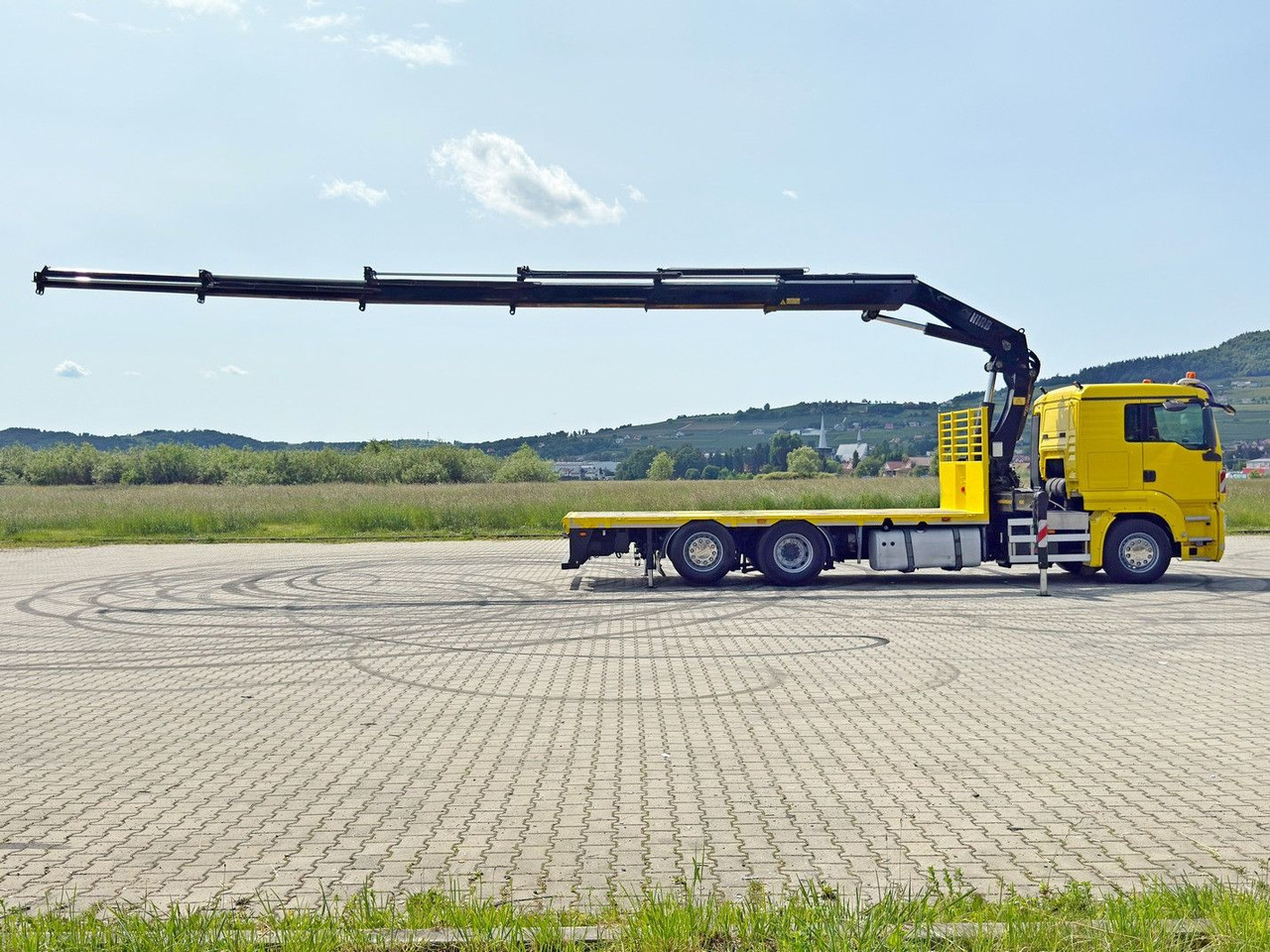 MAN TGS 26.440 * HIAB 322 EP - 5 HIDUO/ FUNK * TOP MAN TGS 26.440 * HIAB 322 EP - 5 HIDUO/ FUNK * TOP - Auto s hydraulickou rukou, Nákladní automobil valníkový/ Plošinový: obrázek 5 MAN TGS 26.440 * HIAB 322 EP - 5 HIDUO/ FUNK * TOP MAN TGS 26.440 * HIAB 322 EP - 5 HIDUO/ FUNK * TOP - Auto s hydraulickou rukou, Nákladní automobil valníkový/ Plošinový: obrázek 5