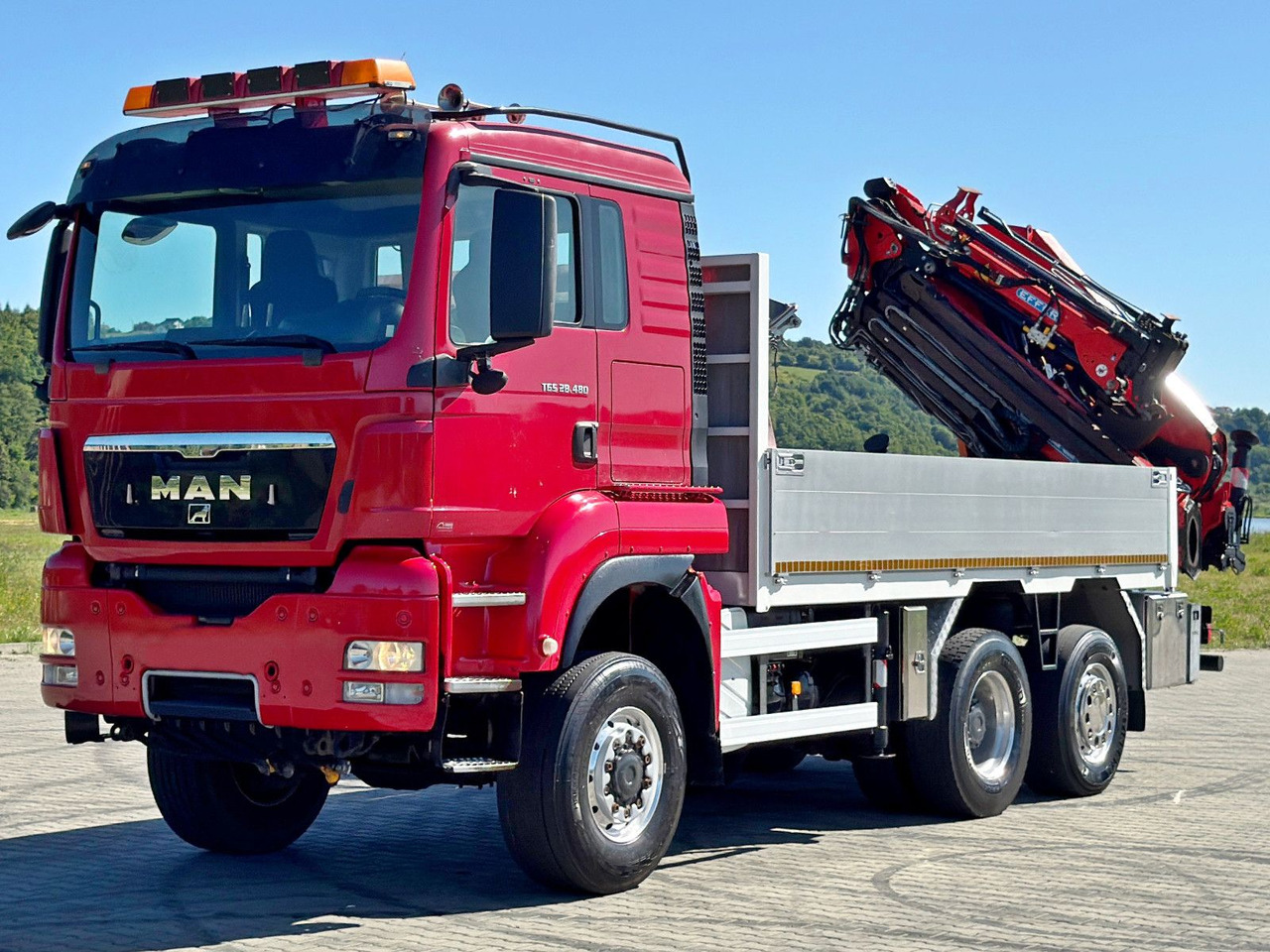 MAN TGS 28.480 * EFFER 255/5S + JIB 3S + FUNK * TOP - Auto s hydraulickou rukou: obrázek 3 MAN TGS 28.480 * EFFER 255/5S + JIB 3S + FUNK * TOP - Auto s hydraulickou rukou: obrázek 3