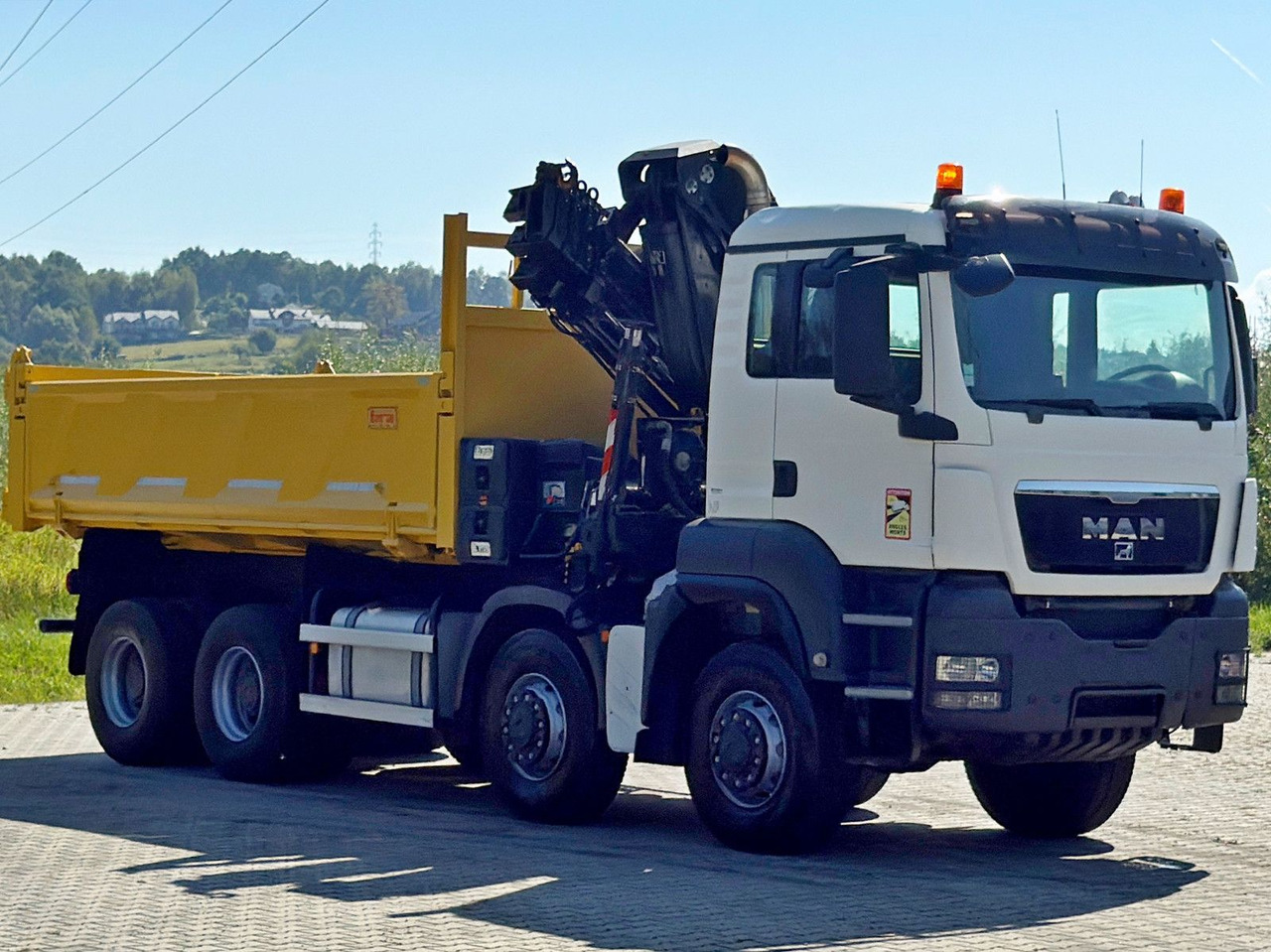 MAN TGS 32.510 * HIAB 288 EP - 5HIDUO/ FUNK * 8x8 - Sklápěč, Auto s hydraulickou rukou: obrázek 4 MAN TGS 32.510 * HIAB 288 EP - 5HIDUO/ FUNK * 8x8 - Sklápěč, Auto s hydraulickou rukou: obrázek 4