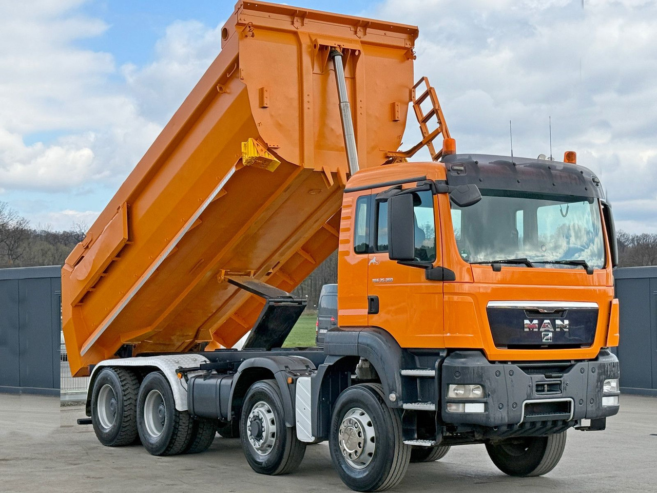 MAN TGS 35.360 KIPPER * 8x6 * TOPZUSTAND - Sklápěč: obrázek 3 MAN TGS 35.360 KIPPER * 8x6 * TOPZUSTAND - Sklápěč: obrázek 3