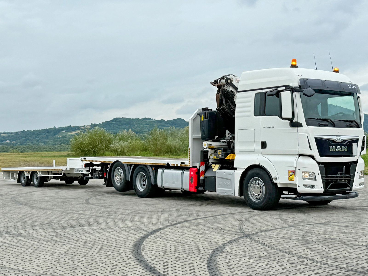 MAN TGX 26.440 * FASSI F455A.2.26E + FUNK + Anhänger - Auto s hydraulickou rukou: obrázek 4 MAN TGX 26.440 * FASSI F455A.2.26E + FUNK + Anhänger - Auto s hydraulickou rukou: obrázek 4