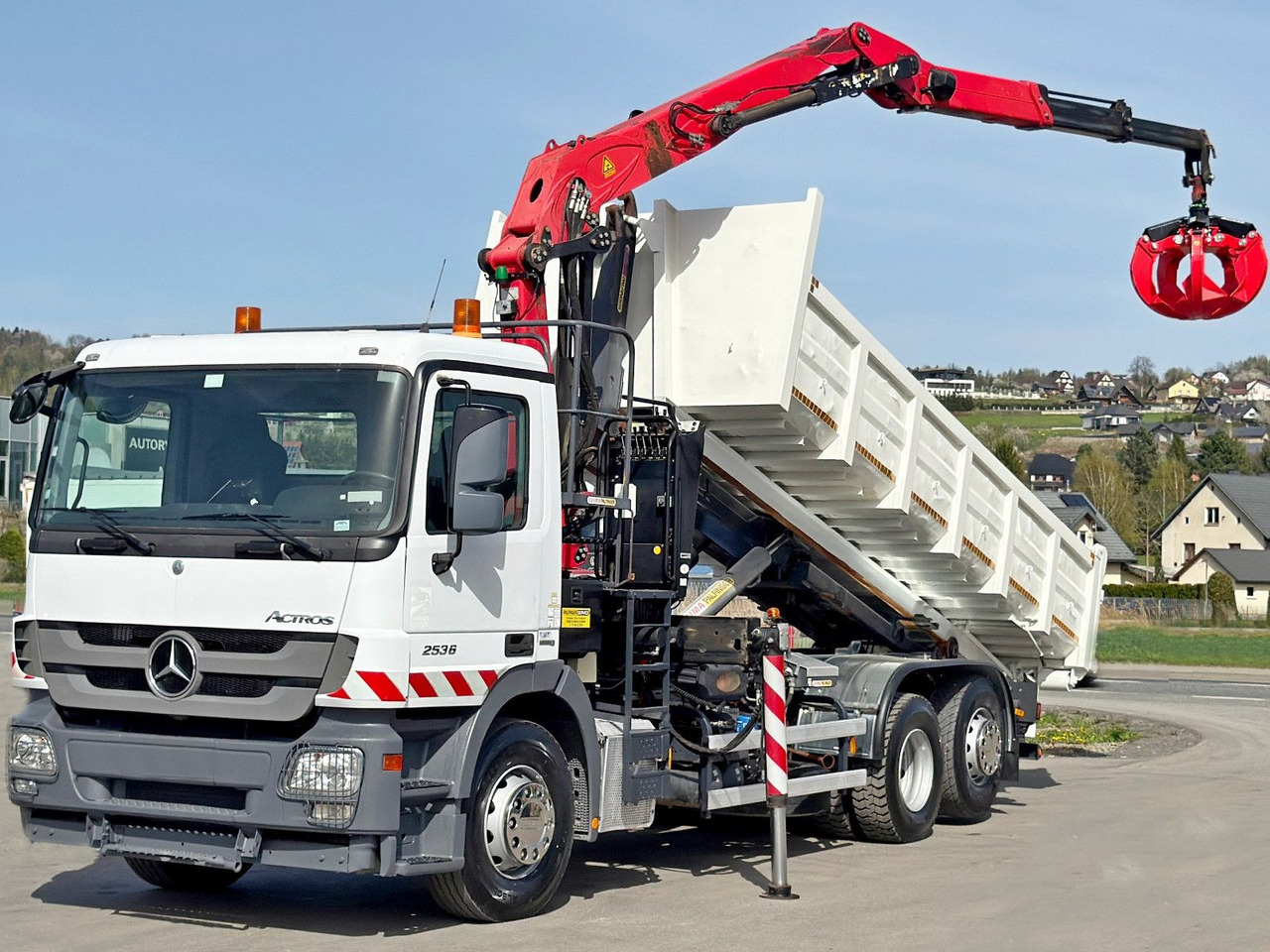 Mercedes-Benz ACTROS 2536 * Abrollkipper + EPSILON Q150Z82 - Hákový nosič kontejnerů: obrázek 4 Mercedes-Benz ACTROS 2536 * Abrollkipper + EPSILON Q150Z82 - Hákový nosič kontejnerů: obrázek 4