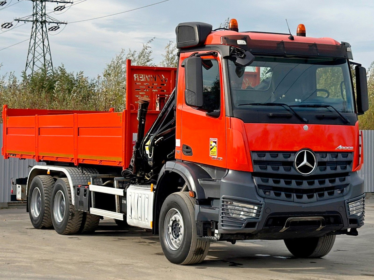 Mercedes-Benz AROCS 2640 *HIAB 144 BS - 3/FUNK + * 6x4 - Auto s hydraulickou rukou: obrázek 3 Mercedes-Benz AROCS 2640 *HIAB 144 BS - 3/FUNK + * 6x4 - Auto s hydraulickou rukou: obrázek 3