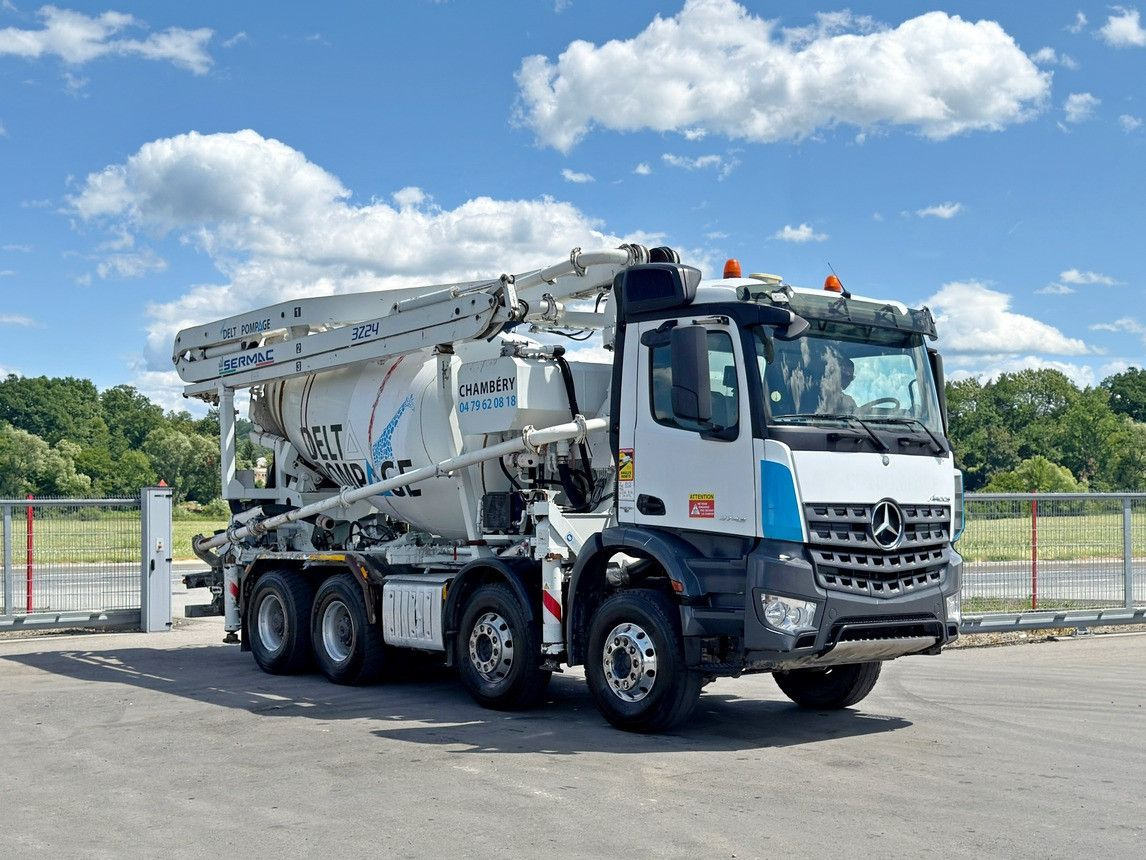 Mercedes-Benz AROCS 3743 * Betonpumpe + FUNK * 8x4 * TOP - Autočerpadlo: obrázek 1 Mercedes-Benz AROCS 3743 * Betonpumpe + FUNK * 8x4 * TOP - Autočerpadlo: obrázek 1