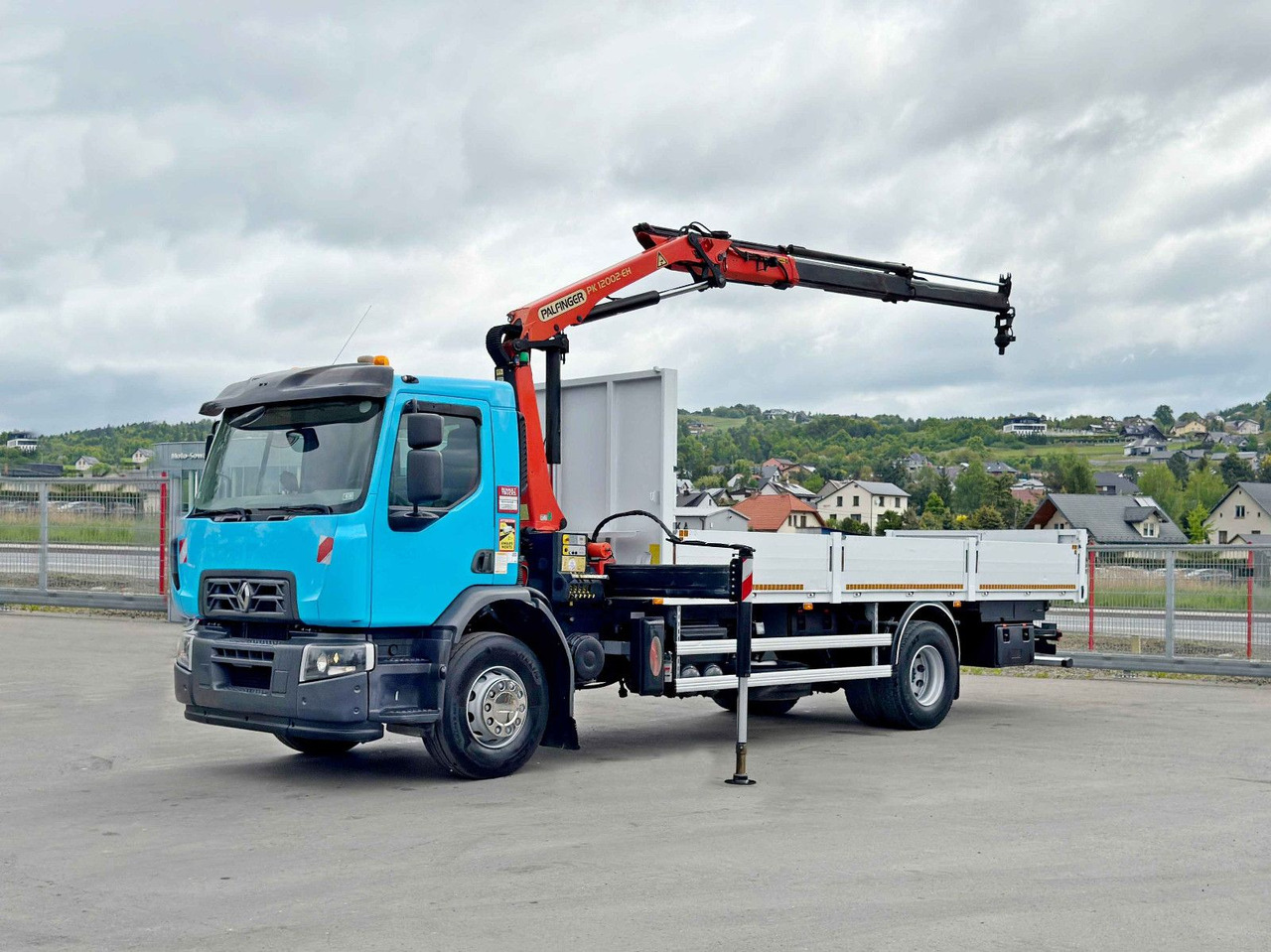 Renault C 320 * PK 12002 EH A + FUNK * TOPZUSTAND - Auto s hydraulickou rukou: obrázek 2 Renault C 320 * PK 12002 EH A + FUNK * TOPZUSTAND - Auto s hydraulickou rukou: obrázek 2