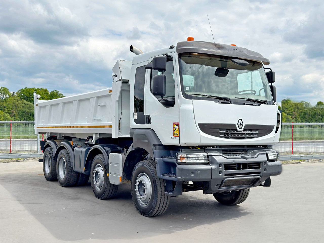 Renault KERAX 430 DXI * KIPPER 6,00 m / 8x4 * TOP - Sklápěč, Auto s hydraulickou rukou: obrázek 1 Renault KERAX 430 DXI * KIPPER 6,00 m / 8x4 * TOP - Sklápěč, Auto s hydraulickou rukou: obrázek 1