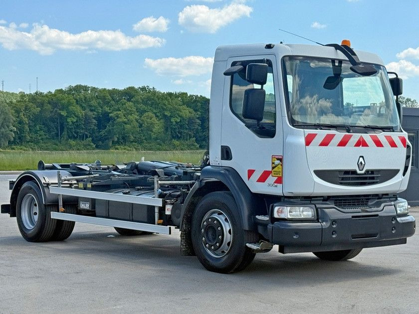 Renault MIDLUM 300 DXI* ABROLLKIPPER * TOPZUSTAND - Hákový nosič kontejnerů, Auto s hydraulickou rukou: obrázek 3 Renault MIDLUM 300 DXI* ABROLLKIPPER * TOPZUSTAND - Hákový nosič kontejnerů, Auto s hydraulickou rukou: obrázek 3