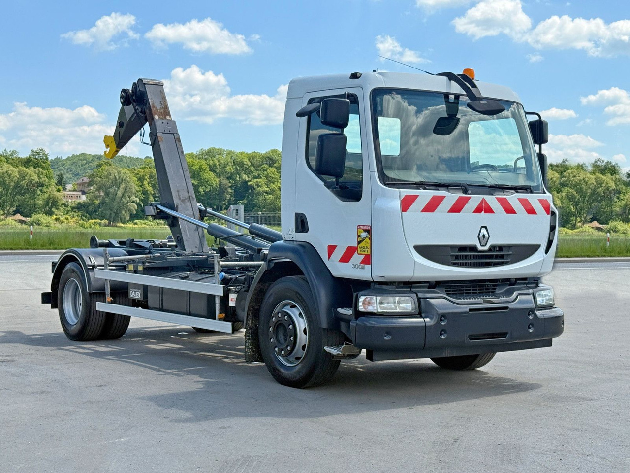 Renault MIDLUM 300 DXI* ABROLLKIPPER * TOPZUSTAND - Hákový nosič kontejnerů, Auto s hydraulickou rukou: obrázek 1 Renault MIDLUM 300 DXI* ABROLLKIPPER * TOPZUSTAND - Hákový nosič kontejnerů, Auto s hydraulickou rukou: obrázek 1