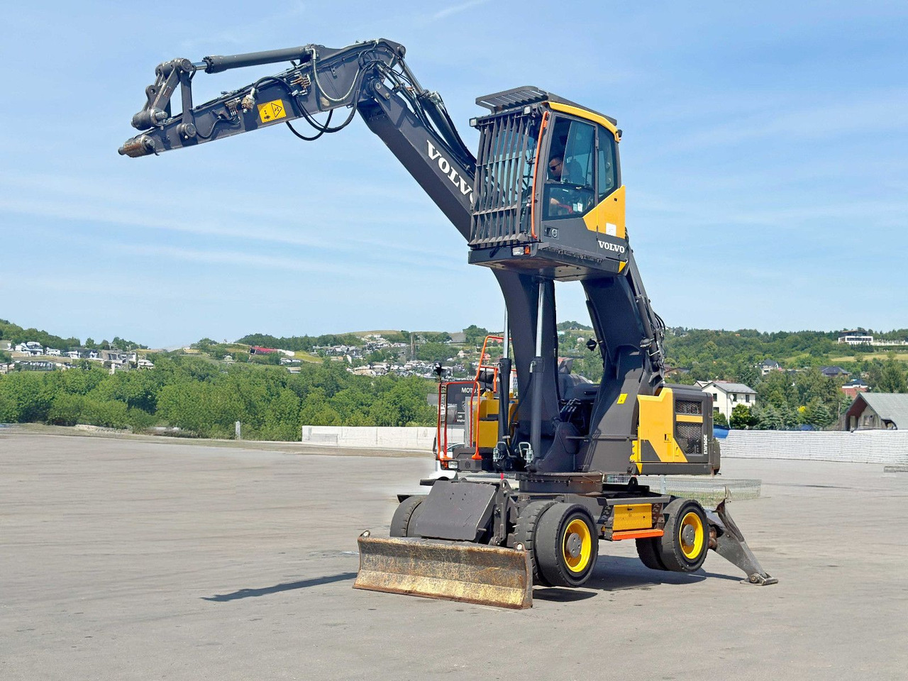 Volvo EW 160 E* Umschlagbagger * TOPZUSTAND - Kolesové rýpadlo: obrázek 1 Volvo EW 160 E* Umschlagbagger * TOPZUSTAND - Kolesové rýpadlo: obrázek 1