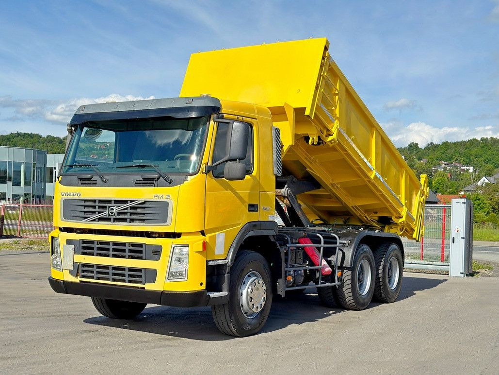 Volvo FM 370 Kipper 6,20 m + BORDMATIC / 8x4 Volvo FM 12 340 Kipper 5,05 m + BORDMATIC / 6x4 - Sklápěč, Auto s hydraulickou rukou: obrázek 2 Volvo FM 370 Kipper 6,20 m + BORDMATIC / 8x4 Volvo FM 12 340 Kipper 5,05 m + BORDMATIC / 6x4 - Sklápěč, Auto s hydraulickou rukou: obrázek 2
