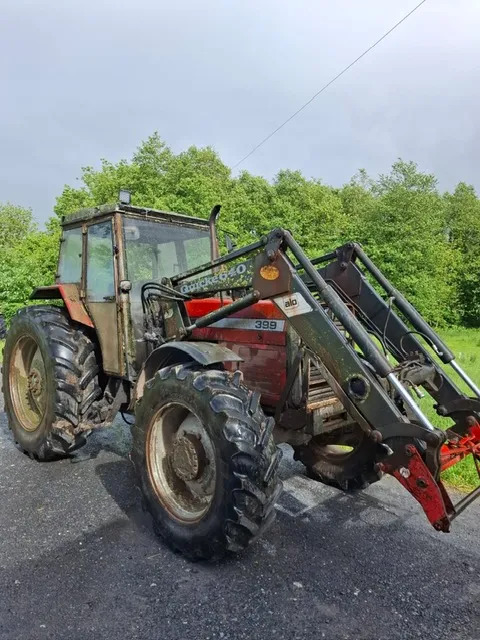 Massey Ferguson 399 c/w Loader - Traktor: obrázek 2 Massey Ferguson 399 c/w Loader - Traktor: obrázek 2
