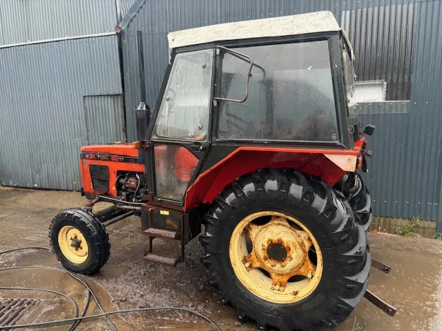 Zetor 6211 - Traktor: obrázek 3 Zetor 6211 - Traktor: obrázek 3