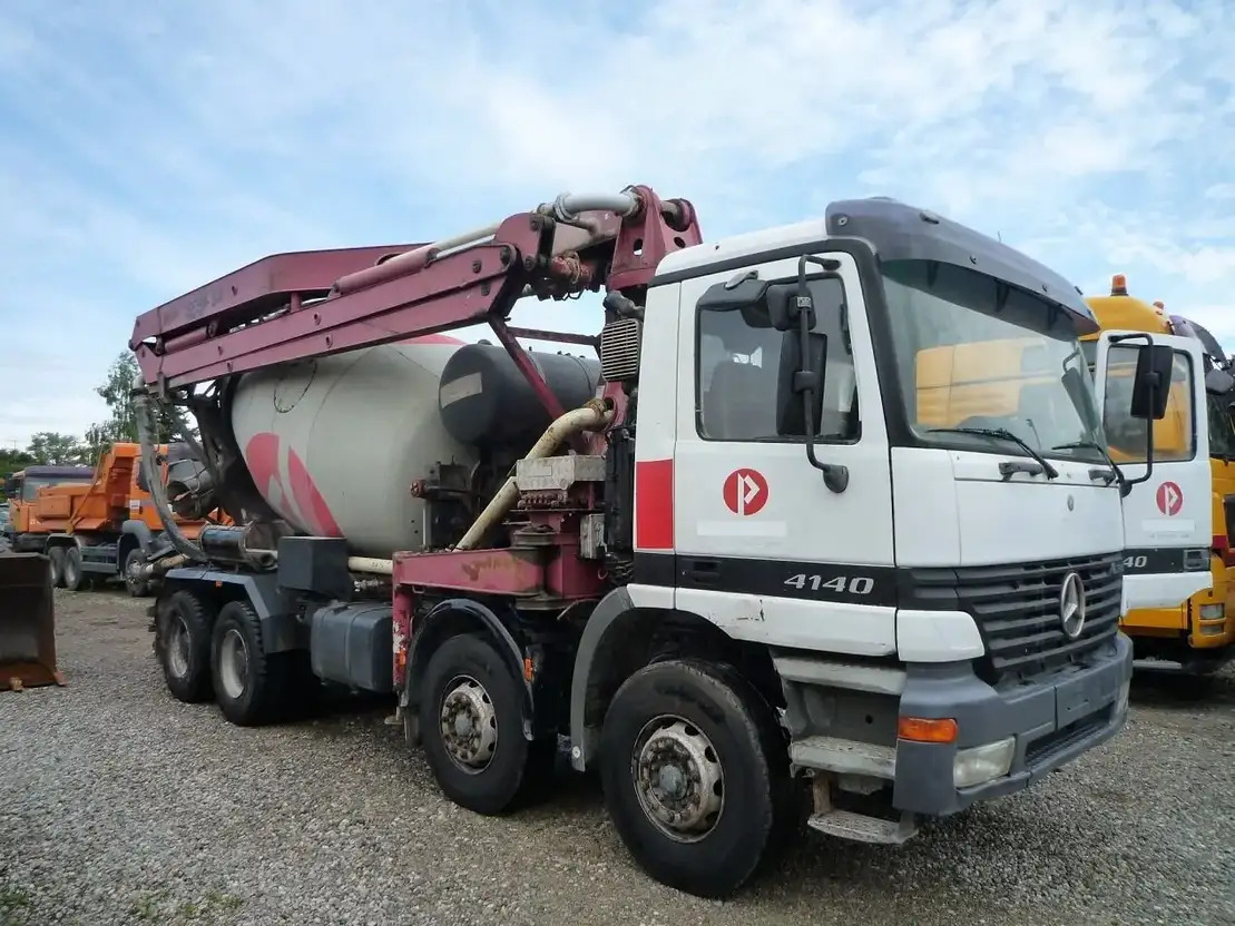 Mercedes-Benz Actros 4141 - Autodomíchávač s čerpadlem: obrázek 2 Mercedes-Benz Actros 4141 - Autodomíchávač s čerpadlem: obrázek 2