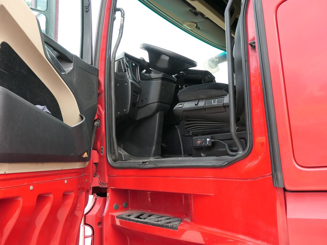 Tahač Mercedes-Benz Actros 1845: obrázek 10