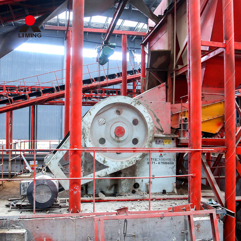 LIMING Large PE 600x900 Gold Ore Jaw Crusher Machine With Vibrating Screen - Čelisťový drtič: obrázek 5 LIMING Large PE 600x900 Gold Ore Jaw Crusher Machine With Vibrating Screen - Čelisťový drtič: obrázek 5