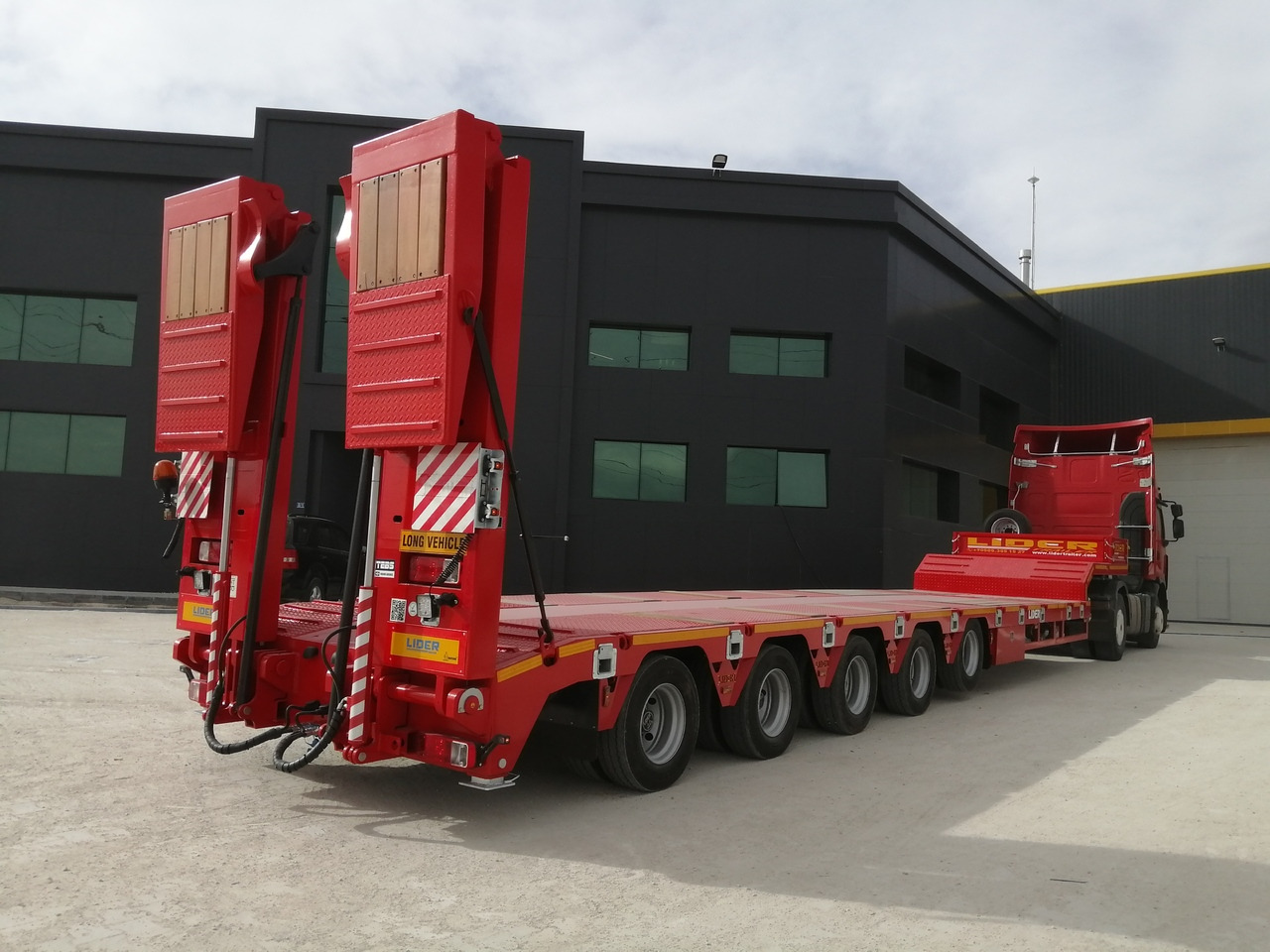 LIDER NEW 2025 model new by manufacturer Ready in Stocks - Podvalníkový návěs: obrázek 1 LIDER NEW 2025 model new by manufacturer Ready in Stocks - Podvalníkový návěs: obrázek 1