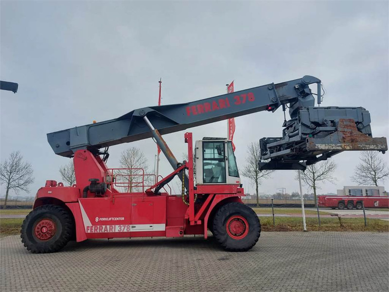 CVS Ferrari F378.5 PB - Reach stacker: obrázek 1 CVS Ferrari F378.5 PB - Reach stacker: obrázek 1