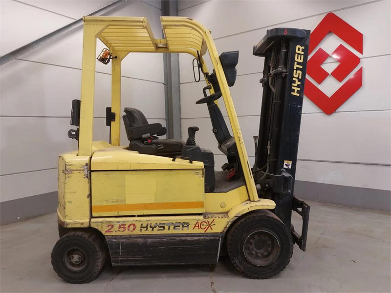 Hyster J2.50XM-717 - Elektrický vysokozdvižný vozík: obrázek 1 Hyster J2.50XM-717 - Elektrický vysokozdvižný vozík: obrázek 1