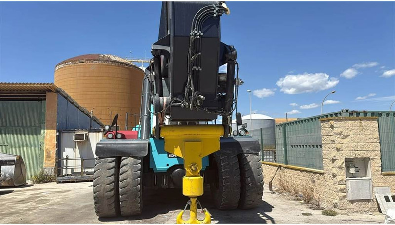 KONECRANES NCN 85 - 4535 TB5 - Reach stacker: obrázek 2 KONECRANES NCN 85 - 4535 TB5 - Reach stacker: obrázek 2