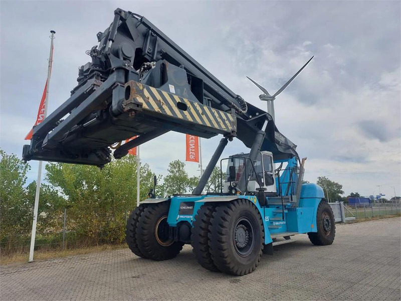 KONECRANES SMV 4531 CB5 - Reach stacker: obrázek 4 KONECRANES SMV 4531 CB5 - Reach stacker: obrázek 4