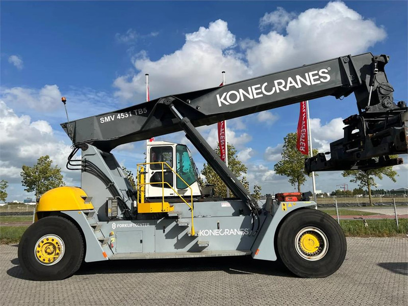KONECRANES SMV 4531 TB5 - Reach stacker: obrázek 1 KONECRANES SMV 4531 TB5 - Reach stacker: obrázek 1