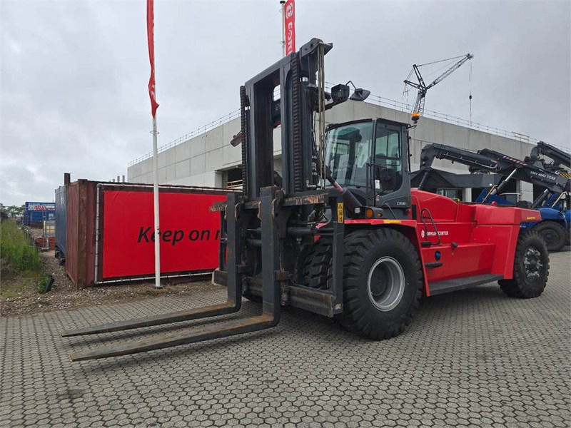 Kalmar DCG330-12 - Dieselový vysokozdvižný vozík: obrázek 4 Kalmar DCG330-12 - Dieselový vysokozdvižný vozík: obrázek 4