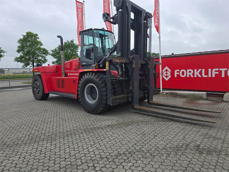Kalmar DCG330-12 - Dieselový vysokozdvižný vozík: obrázek 3 Kalmar DCG330-12 - Dieselový vysokozdvižný vozík: obrázek 3