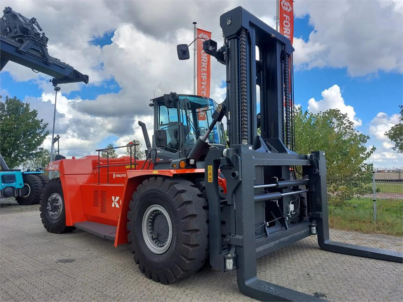 Kalmar DCG450-12 - Dieselový vysokozdvižný vozík: obrázek 3 Kalmar DCG450-12 - Dieselový vysokozdvižný vozík: obrázek 3
