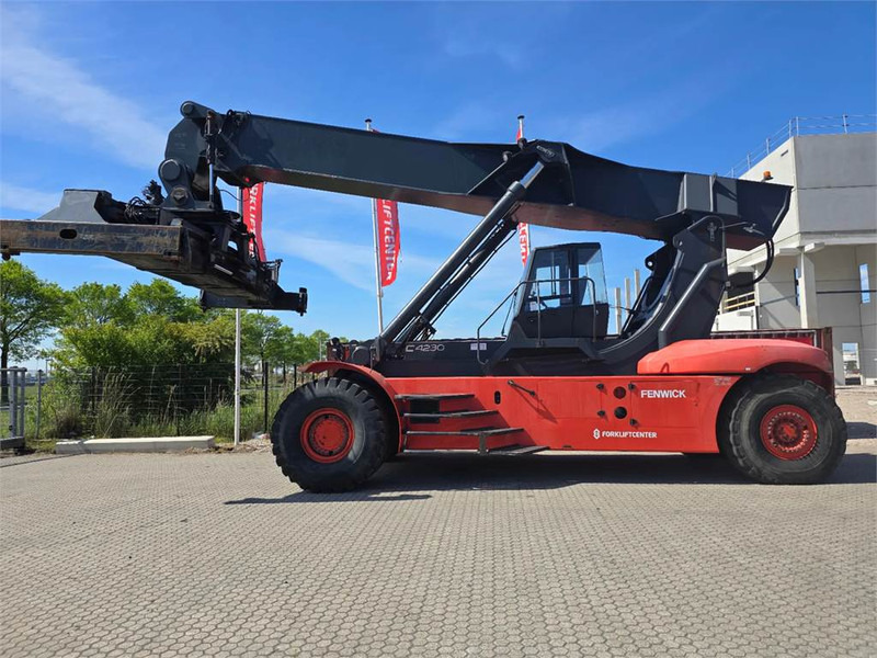 Linde C4230TL - Reach stacker: obrázek 2 Linde C4230TL - Reach stacker: obrázek 2