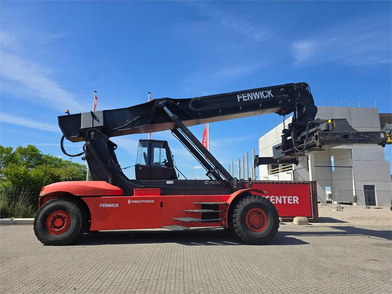 Linde C4230TL - Reach stacker: obrázek 1 Linde C4230TL - Reach stacker: obrázek 1