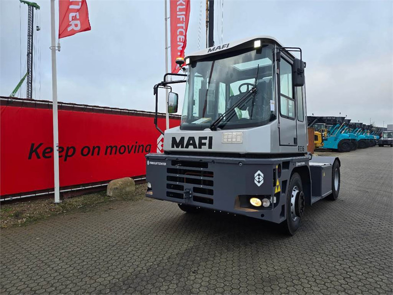 Mafi R336 4x4 - Terminálový traktor: obrázek 2 Mafi R336 4x4 - Terminálový traktor: obrázek 2