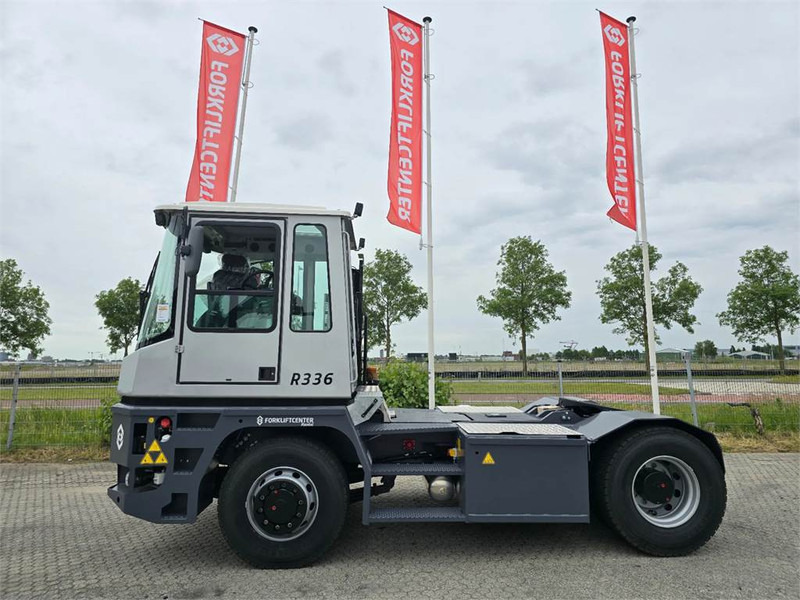 Mafi R336 4x4 - Terminálový traktor: obrázek 4 Mafi R336 4x4 - Terminálový traktor: obrázek 4