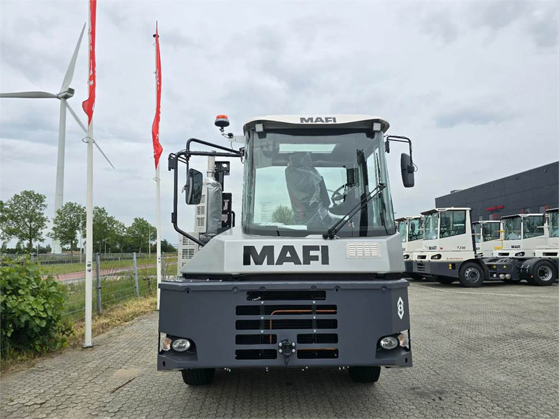 Mafi R336 4x4 - Terminálový traktor: obrázek 5 Mafi R336 4x4 - Terminálový traktor: obrázek 5