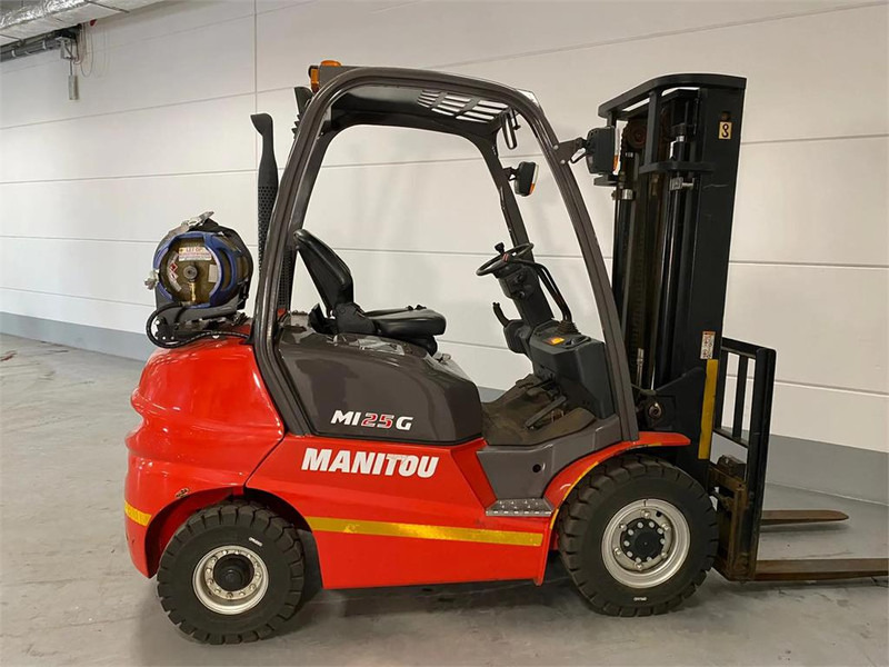 Manitou MI25G - Plynový vysokozdvižný vozík: obrázek 1 Manitou MI25G - Plynový vysokozdvižný vozík: obrázek 1