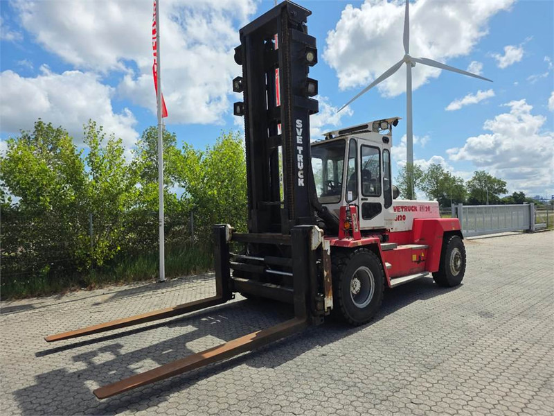 Svetruck 16120 - Dieselový vysokozdvižný vozík: obrázek 4 Svetruck 16120 - Dieselový vysokozdvižný vozík: obrázek 4