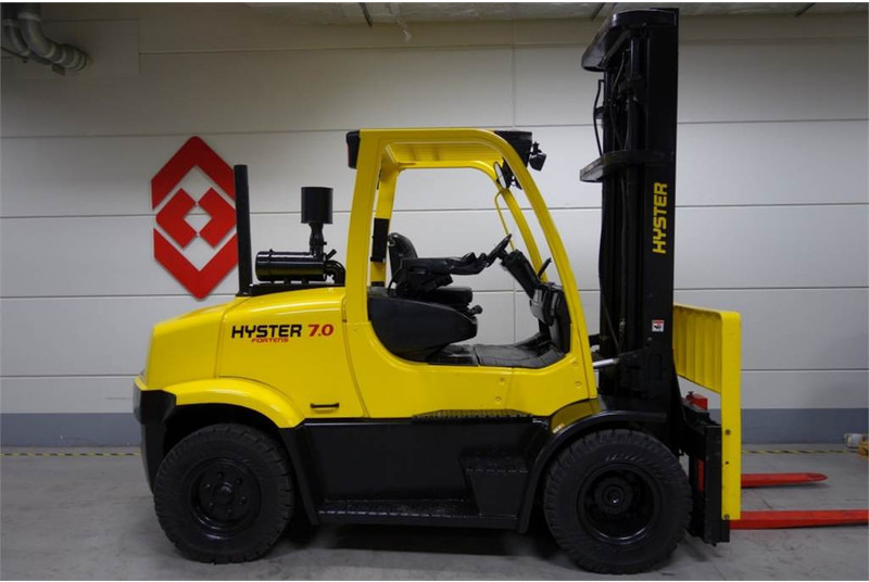 Terberg YT220 - Terminálový traktor: obrázek 1 Terberg YT220 - Terminálový traktor: obrázek 1
