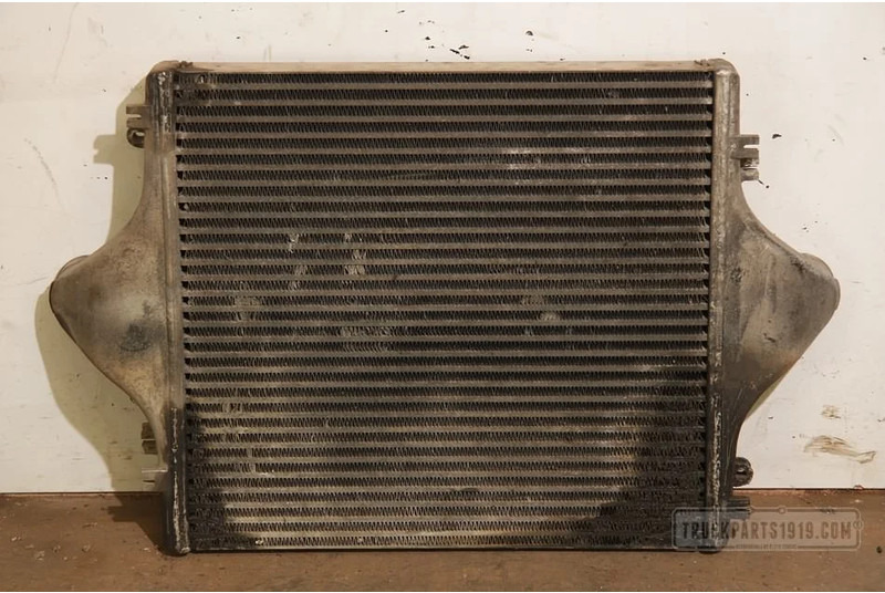 Behr HELLA SERVICE Cooling System Interkoeler MAN - Chladič pro Nákladní auto: obrázek 2 Behr HELLA SERVICE Cooling System Interkoeler MAN - Chladič pro Nákladní auto: obrázek 2